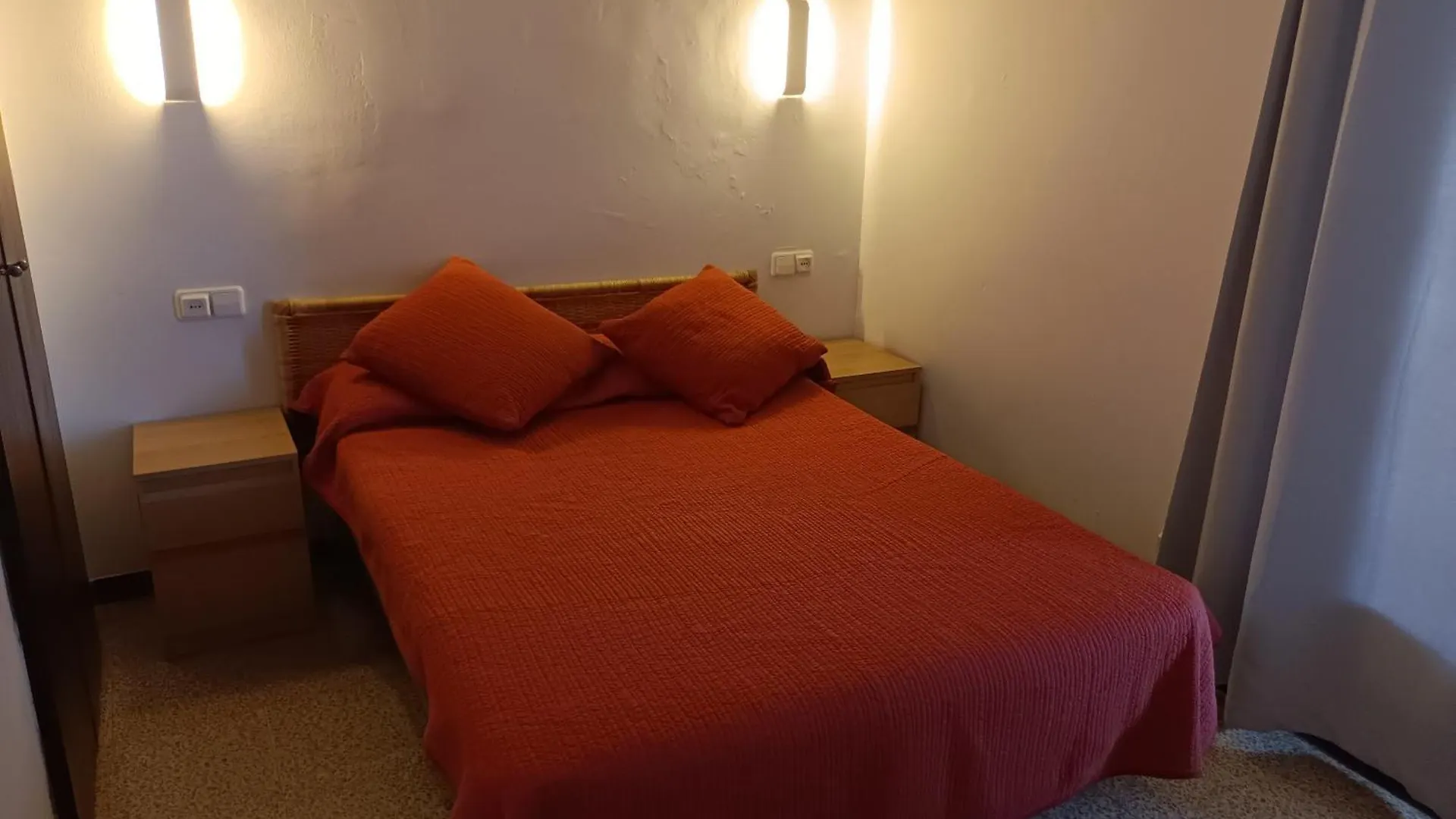 Apartamentos Els Pescadors Spain