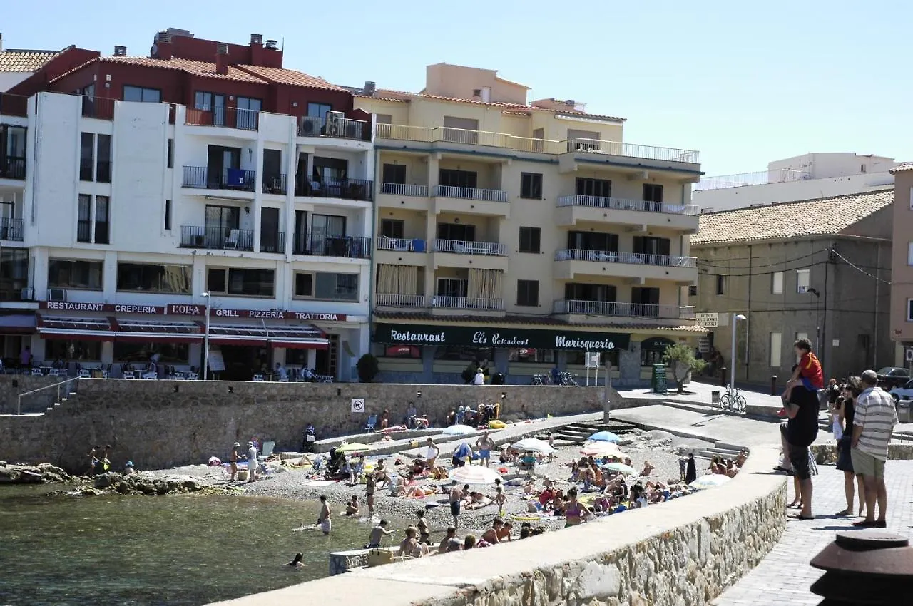 Apartamentos Els Pescadors 0*, L'Escala Spain